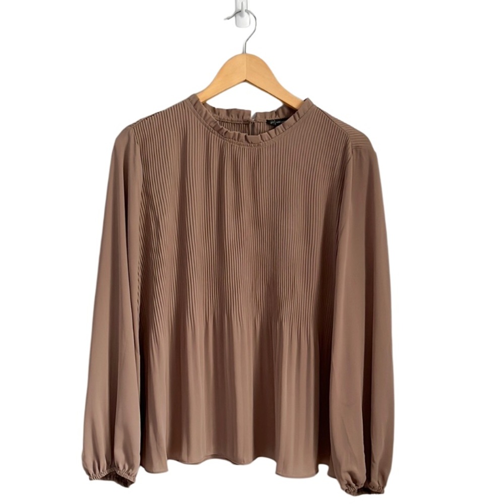Adrianna Papell Georgette Ruffle Neck Bubble Sleeve Neutral Taupe Flowy Top M